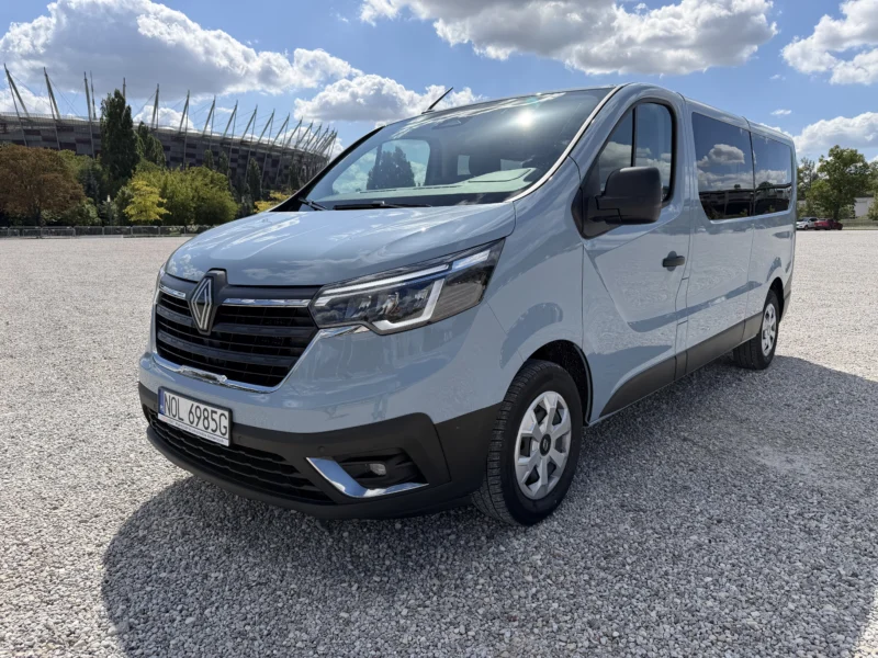 Renault Trafic 2026 9-osobowy — samochód dostawczy w wynajmie
